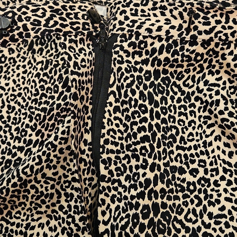 Spirit Women's Animal Print Cheetah Brown Black Capri Pants Size 22 plus size - Picture 5 of 7